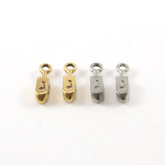 2 Pieces Pewter Four Sided 3D Dreidel Hanukkah Toy Charm Jewish Religious Pendant 17mm x 16mm