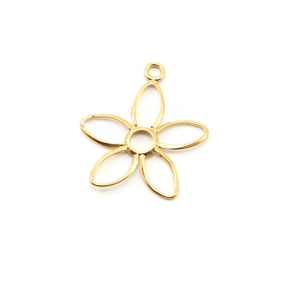Large Daisy Flower Vermeil Gold Nature Charm Spring Pendant