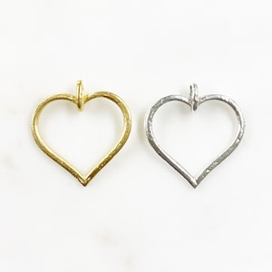 1 Piece Large Pewter Heart Charm Choose Your Color Matte Gold or Silver Love, Valentine&#39;s Day Charm Friendship Heart Jewelry Making Charms