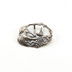 Sjöjungfru i sterlingsilver med duva och blomdetaljer, oval knapp, omlottarmband