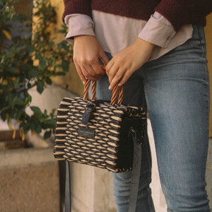 Straw Basket Bag. Wicker basket. Beach bag. French tote bag. Handwoven bag. Rattan bag. Natural bag. Designer Bag. Handmade bag. Portugal.