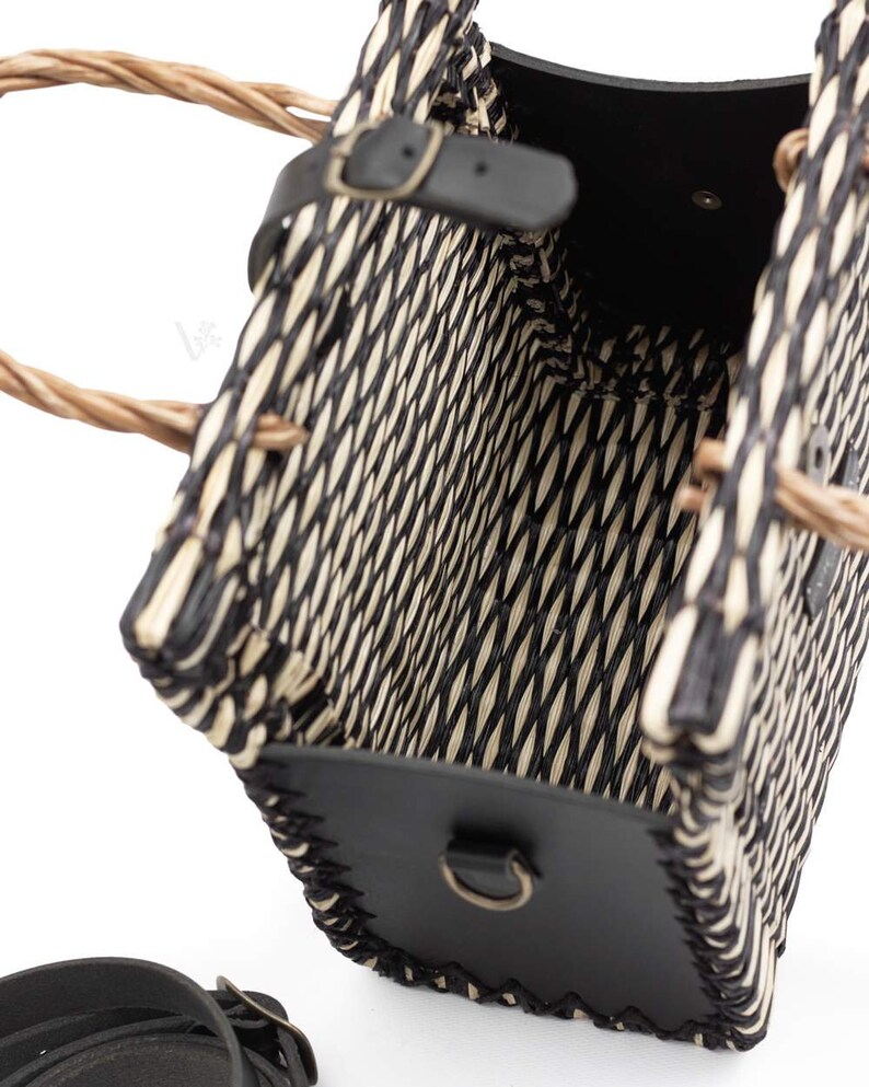 Straw Basket Bag. Rattan Bag. Birkin Bag. Wicker Purse. Raffia Bag