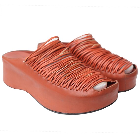 s Babies très UNIQUE fabriqués à partir de véritable cuir / glisser sur / orange / plate-forme / plates-formes / rare / hippie / boho / Bohème / 90 s / 90 ' s | Prix Raisonnable
s Babies très UNIQUE fabriqués à partir de de de véritable cuir / glisser sur / orange / plate-forme / plates-formes / rare / hippie / boho / Bohème / 90 s / 90 ' s | Prix Raisonnable
4593cd