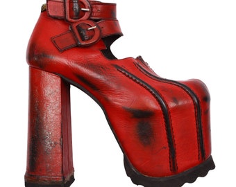 1990s Original BUFFALO Mega Platform Booties / Red / 16cm Lita platform shoes / Made In Spain / Rave Clubkid Chunky Whiskering Hige Leather