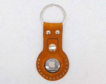 Handcrafted Leather AirTag Holder with Innovative Secure Keyhole Slot Design | Stylish Protection for Your Valuables