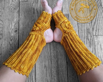 CROCHET YOGA SOCKS Pattern | prana yoga socks | crochet leg warmers | crochet yoga socks | socks pattern | yoga pattern | Poppy Shop