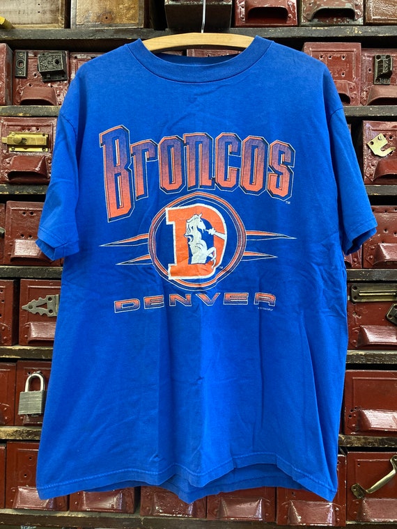 1996 Denver Broncos Logo 7 Graphic T-shirt