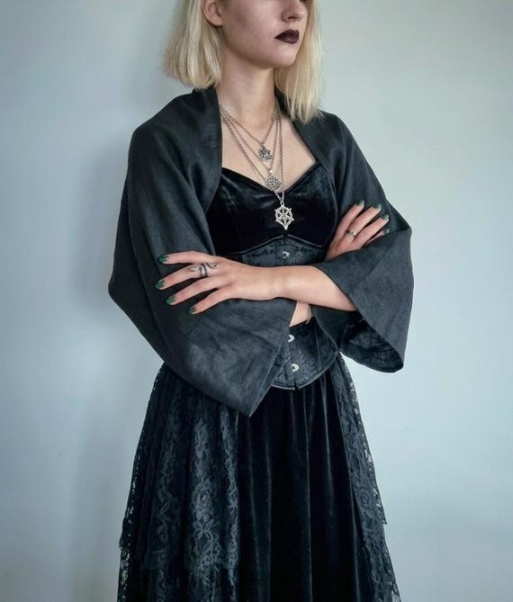 Linen shrug, linen bolero sleeves, bridal shrug for wedding, shoulder cover up poncho, linen shawl sleeves, summer evening wrap