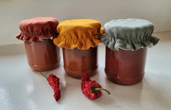 Linen jar covers, kombucha jar covers, reusable mason jar cloth covers, wedding favor fabric jam jar covers, glass jar cloth cover top