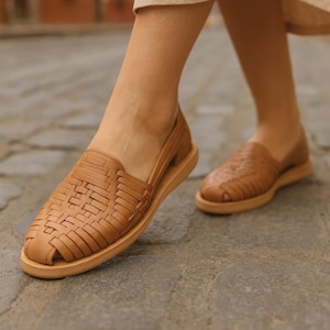 Huarache-sandal ~ Alla storlekar Boho- Hippie Vintage ~ Mexikansk stil ~ Färgglatt läder ~ Mexikanska Huaraches