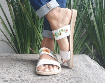 Huarache Sandal ~ All Sizes Boho- Hippie Vintage ~ Mexican Style ~ Colorful Leather ~ Mexican Huaraches