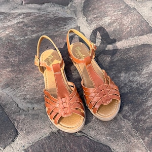 Huarache Sandal ~ All Sizes Boho- Hippie Vintage ~ Mexican Style ~ Colorful Leather ~ Mexican Huarache Sandals  ~ Summer Shoes