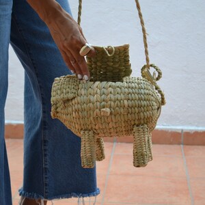 Woven Pig Palm Bag, Palm Bag, Animal Shape, Palm Pig, Mexican palm bag, handmade Boho hippie bag, hand woven palm bag