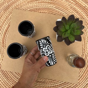 Black Talavera tequila glass, Black Talavera Bachelorette Party Weekend Glass (1pz) - Tequila shot - Bridesmaid shot glasses - Party gifts