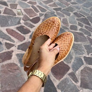 Huarache Sandal ~ All Sizes Boho- Hippie Vintage ~ Mexican Style  ~ Mexican Huaraches