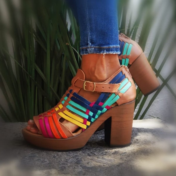 Huarache Sandal ~ All Sizes Boho- Hippie Vintage ~ Mexican Style ~ Colorful Leather ~ Mexican Huaraches