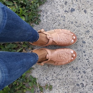 Huarache Sandal ~ All Sizes Boho- Hippie Vintage ~ Mexican Style ~ Colorful Leather ~ Mexican Huaraches~ Ankle Strap Sandal