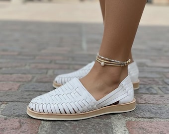 huaraches white size 7
