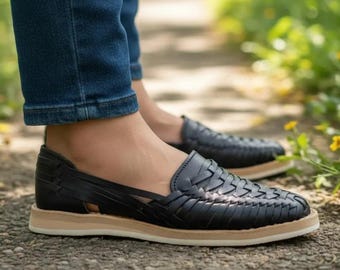 Huarache Sandal ~ All Sizes Boho- Hippie Vintage ~ Mexican Style ~ Colorful Leather ~ Mexican Huaraches