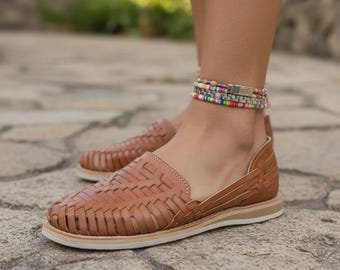 Huarache Sandal ~ All Sizes Boho- Hippie Vintage ~ Mexican Style ~ Colorful Leather ~ Mexican Huaraches  ~ Summer Shoes