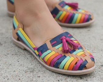 Huarache Sandal ~ All Sizes Boho- Hippie Vintage ~ Mexican Style ~ Colorful Leather ~ Mexican Huaraches