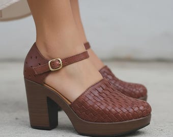 Huarache Sandal platform~ Mexican  Heel~ All Sizes Boho- Hippie Vintage ~ Mexican Style ~ Colorful Leather