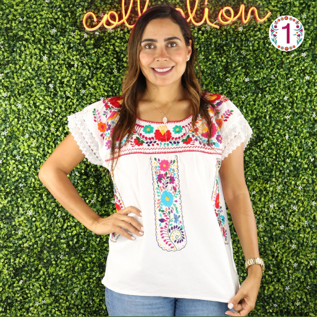 CHIAPAS WHITE T-SHIRT WITH RED LACE