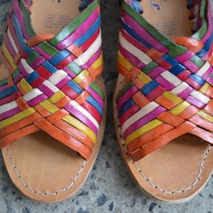 Huarache Sandal ~ All Sizes Boho- Hippie Vintage ~ Mexican Style ~ Colorful Leather ~ Mexican Huaraches