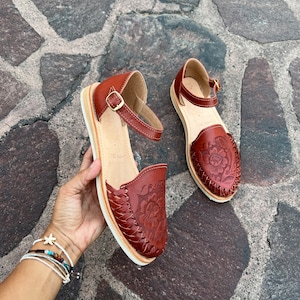 Huarache-sandal ~ Alla storlekar Boho- Hippie Vintage ~ Mexikansk stil ~ Färgglatt läder ~ Mexikanska Huaraches ~ Ankelremssandal