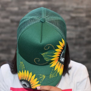 Flower Hand painted Hat ~ Baseball Cap ~ Womens Hat ~ Hand Embroidered ~ Floral ~ Mexican ~ Chiapas ~ Vintage Style ~ Boho  Colorful ~ Gifts