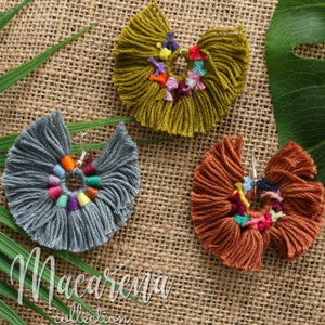 Earrings, mexican earrings, flower earrings, beaded earrings, beaded flowers, hippie earrings, mexican flower, gift for her