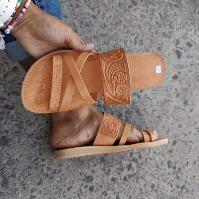 Huarache Sandal ~ All Sizes Boho- Hippie Vintage ~ Mexican Style ~ Colorful Leather ~ Mexican Huaraches 