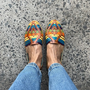 Huarache Sandal ~ All Sizes Boho- Hippie Vintage ~ Mexican Style ~ Colorful Leather ~ Mexican Huaraches ~ Colorful Huaraches