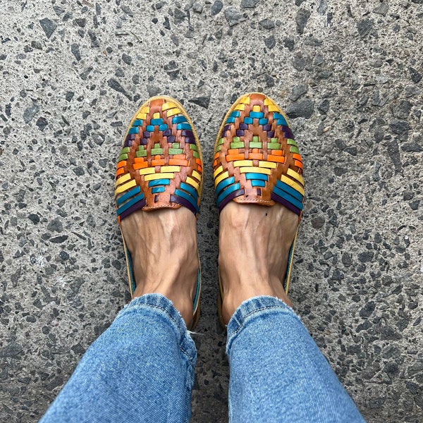 ワラチサンダル ~ 全サイズ ボヘミアン ヒッピー ヴィンテージ ~ メキシカンスタイル ~ カラフルなレザー ~ メキシカンワラチ ~ カラフルなワラチ