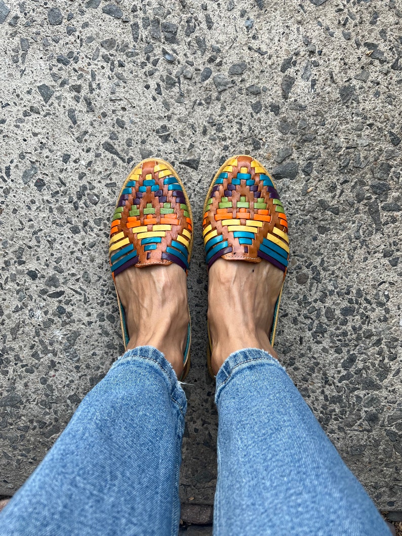 Huarache Sandal ~ All Sizes Boho- Hippie Vintage ~ Mexican Style ~ Colorful Leather ~ Mexican Huaraches