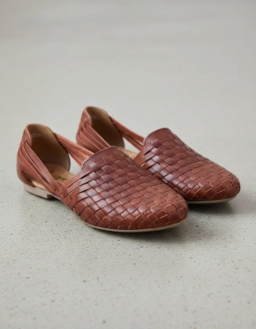 women's huaraches wide width