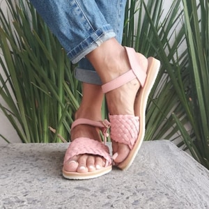 Pink Huarache Sandal ~ All Sizes Boho- Hippie Vintage ~ Mexican Style ~ Colorful Leather ~ Mexican Huaraches