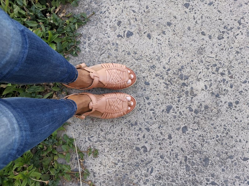 Huarache Sandal ~ All Sizes Boho- Hippie Vintage ~ Mexican Style ~ Colorful Leather ~ Mexican Huaraches 