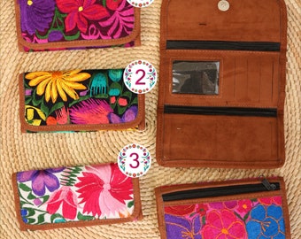 Bolso Monedero Flores Bordadas Hechas a Mano Chiapas