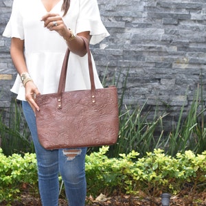 Leather bag - Crossbody leather bag - Wristlet clutch - Mexico leather bag - crossbody leather bag