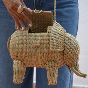 Woven Elephant Palm Bag, Palm Bag, Animal Shape, Palm Elephant, Mexican palm bag, handmade Boho hippie bag, hand woven palm bag