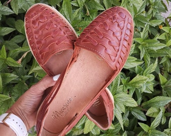 Huarache Sandal ~ All Sizes Boho- Hippie Vintage ~ Mexican Style ~ Tan Leather ~ Mexican Huaraches