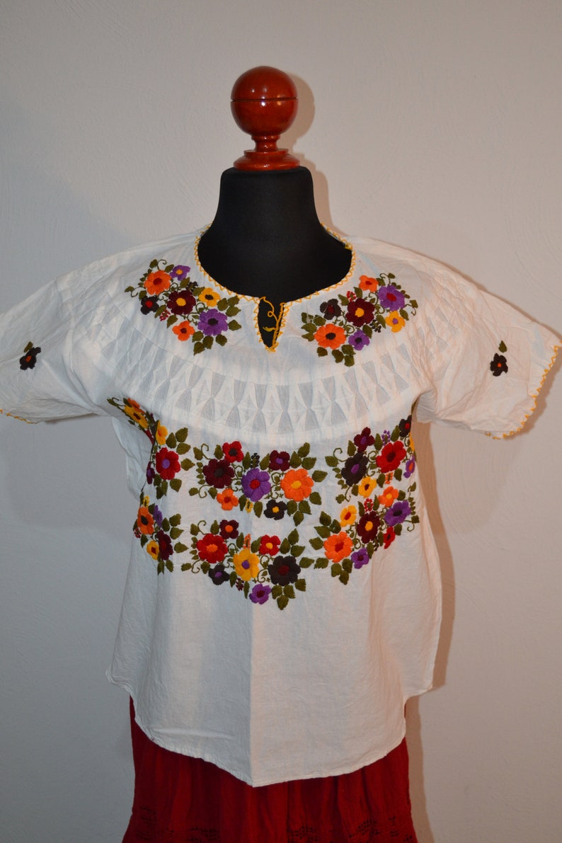 Gorgeous Vintage Embroidered hand woven Ethnic Floral Huipil Shirt