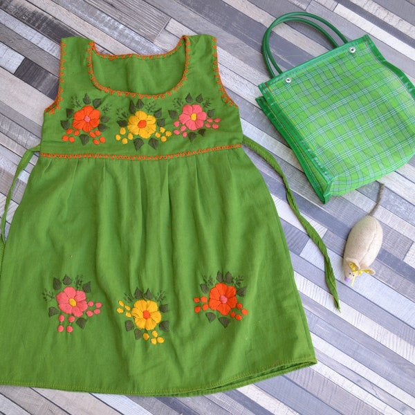 2-4 years Mexican Sleeveless Dress for Girls ~ Traditional Mexican Dress ~ Floral Embroidered Dress ~ Dress with Flowers~Chiapas Dress