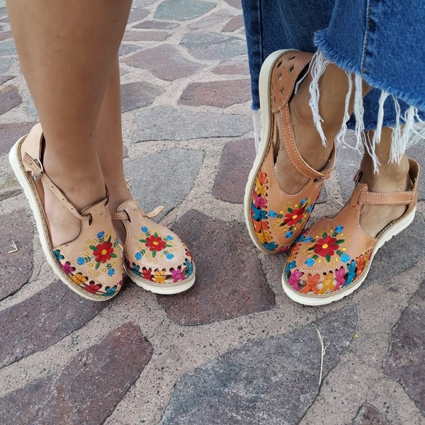 huaraches at shoe carnival