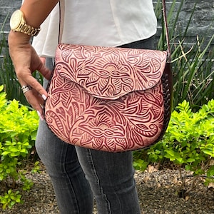 Leather bag - Crossbody leather bag - Wristlet clutch - Mexico leather bag - crossbody leather bag