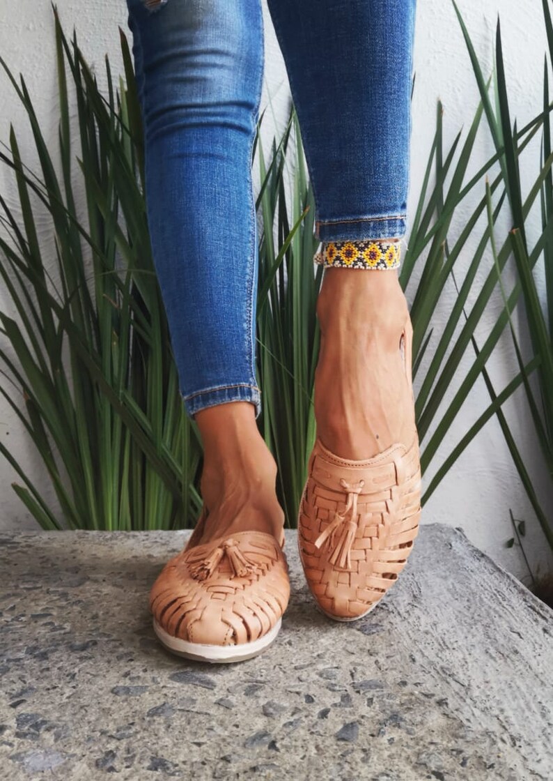 Huarache Sandal ~ All Sizes Boho- Hippie Vintage ~ Mexican Style ~ Colorful Leather ~ Mexican Huaraches 