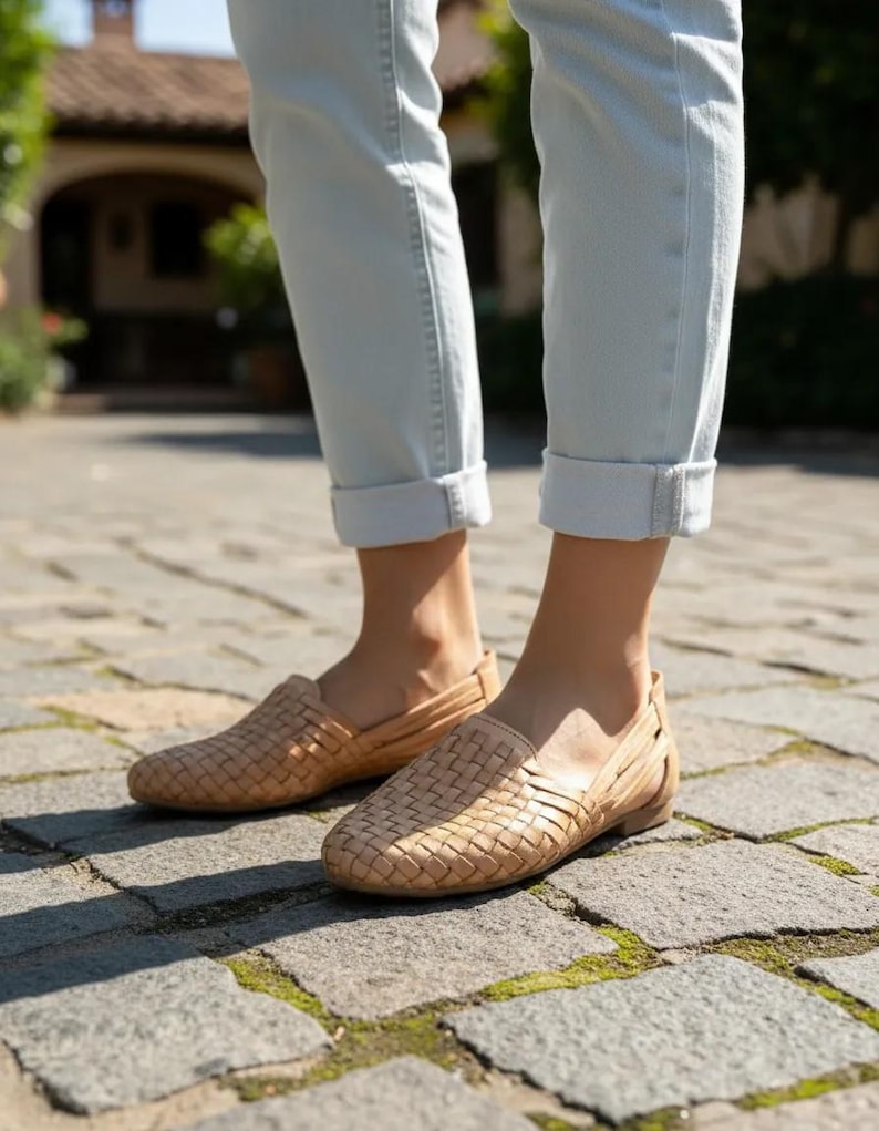 Sandalias Huarache de cuero hechas a mano – Zapatos mexicanos tejidos para el verano imagen 6