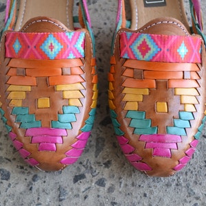 Huarache Sandal ~ All Sizes Boho- Hippie Vintage ~ Mexican Style ~ Colorful Leather ~ Mexican Huaraches