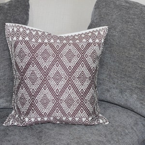 Mexican Embroidered Pillow ~ Colorful Handmade Pillow ~ Throw Pillow ~ Pillow Cover ~ Mexican Decor ~ Chiapas Pillow ~ Cushion ~ Home Décor